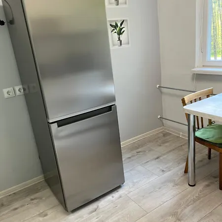 Apartment Korter Uembritsetud Metsaga